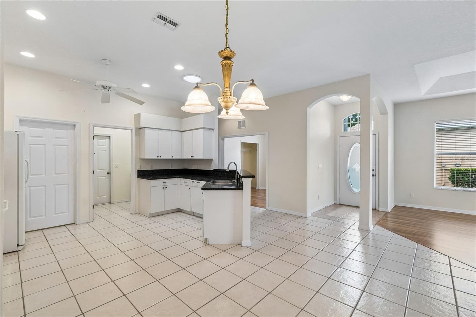 Villa at 12200 PUTTER GREEN CT, NEW PORT RICHEY, photo 9 of 71