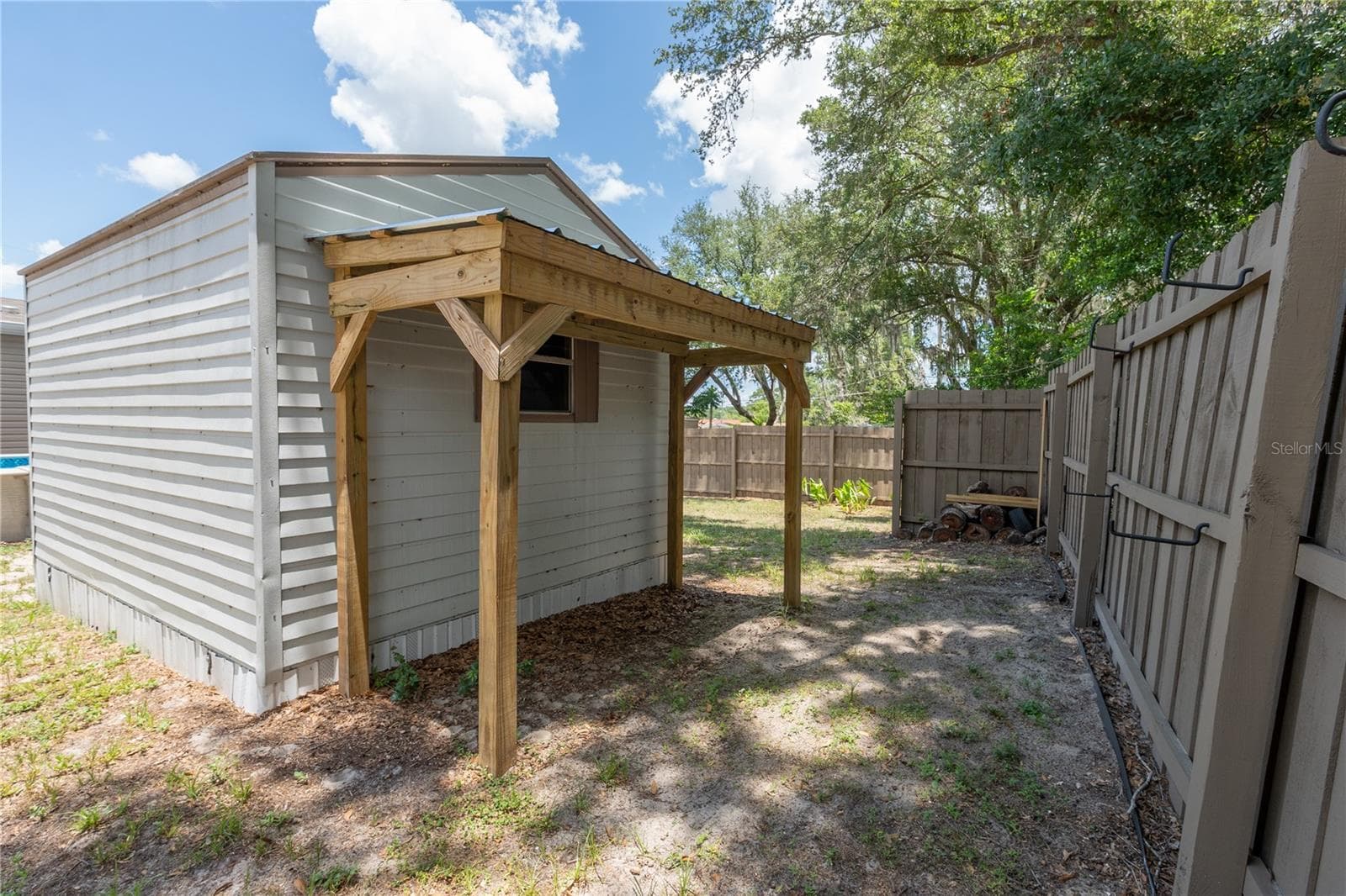 Manufactured Home at 242 SKYLINE DR, LADY LAKE, photo 32 of 34