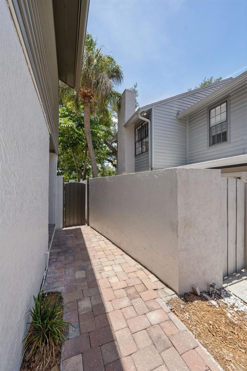 Condominium at 4510 W FIG ST #C, TAMPA, photo 63 of 64