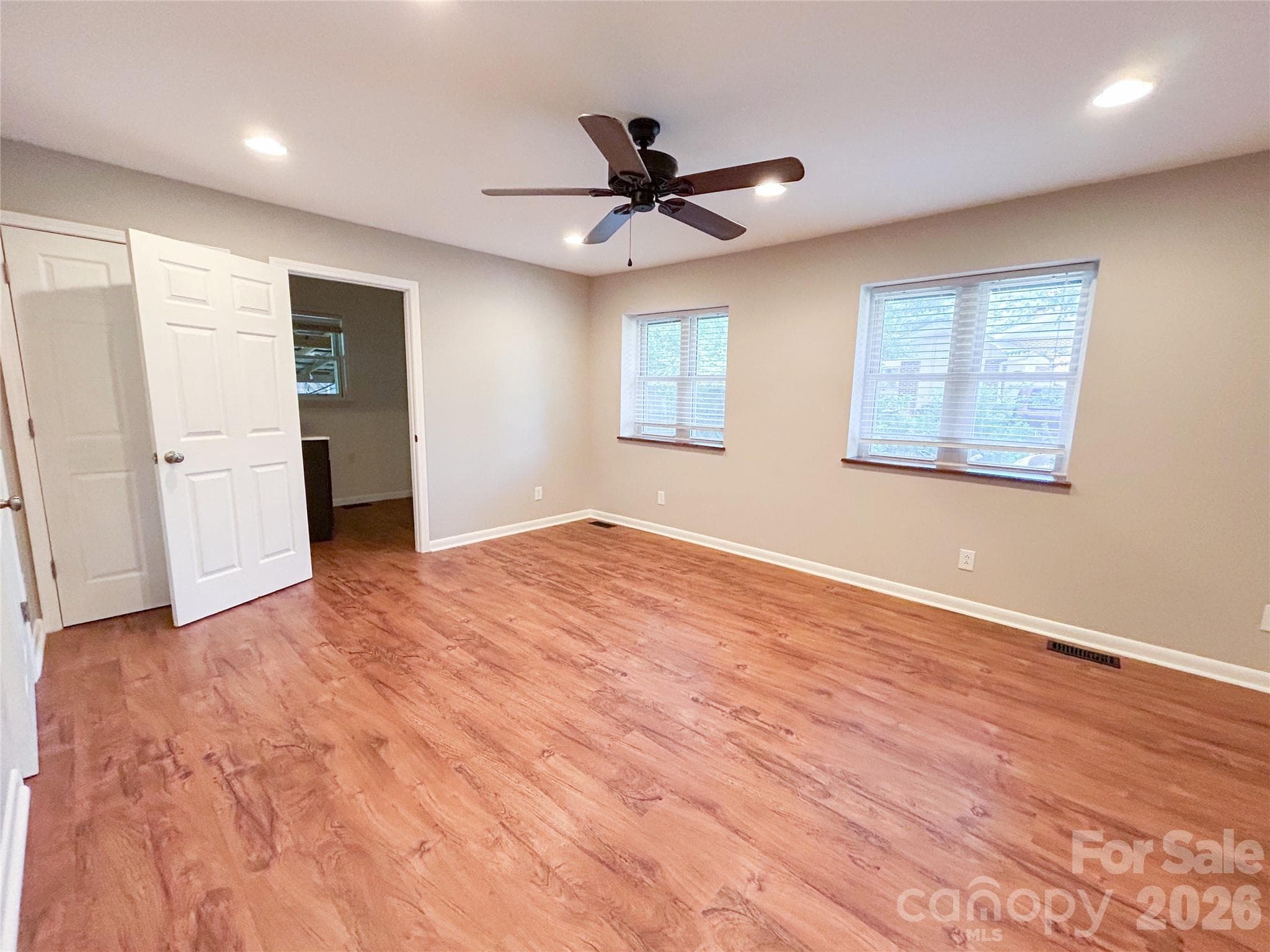 Priomary Bedroom - Shelby