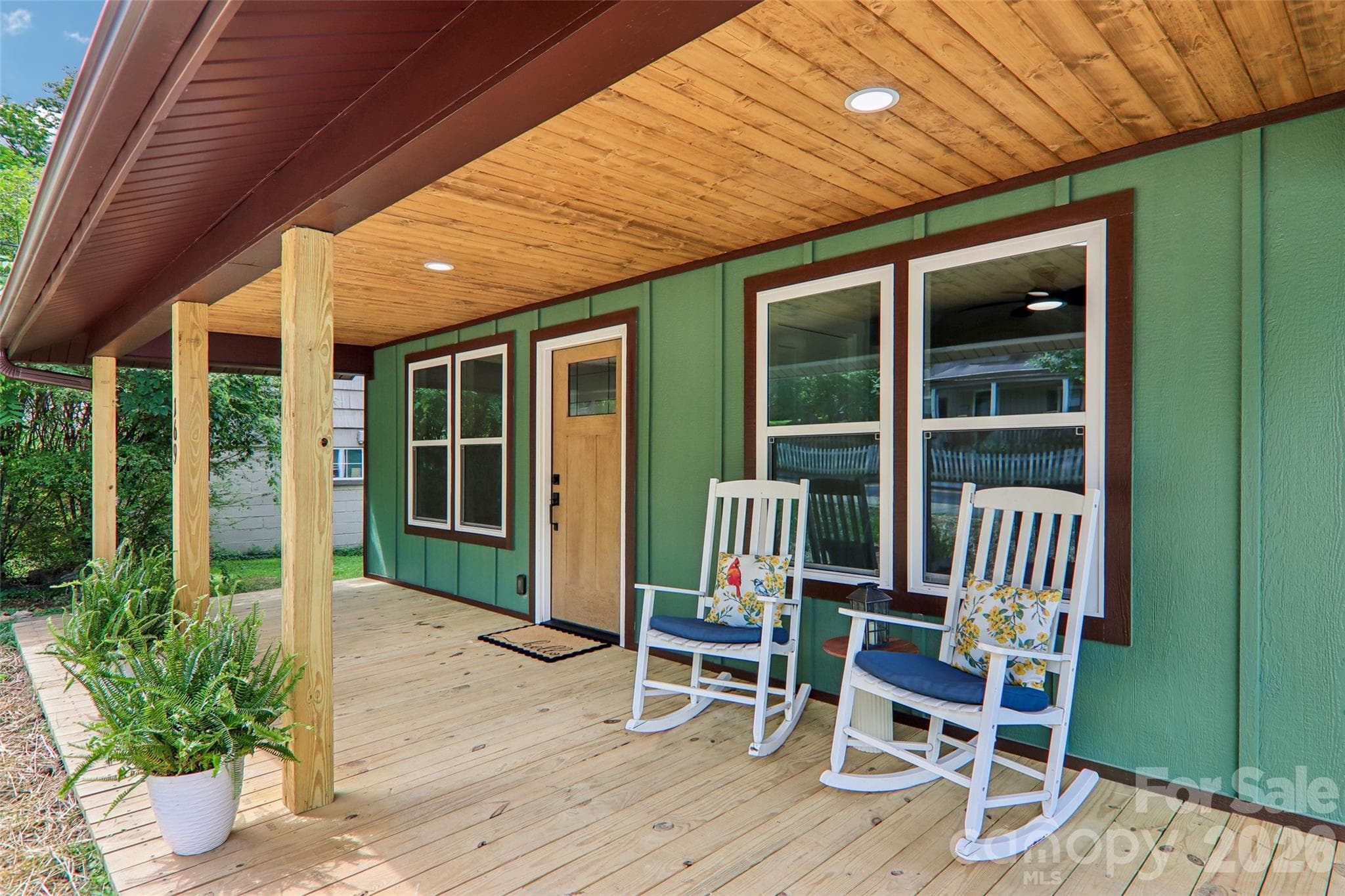 Single Family Residence at Waynesville, photo 3 of 42