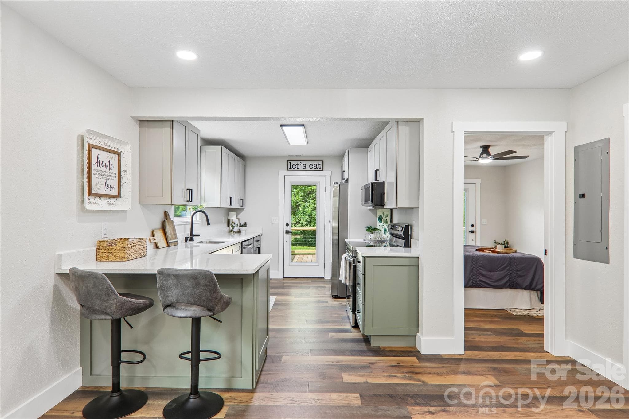 Single Family Residence at Waynesville, photo 13 of 42