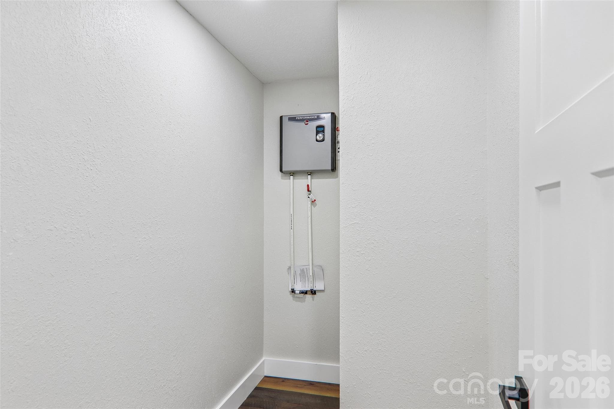 primary walk-in closet - Waynesville