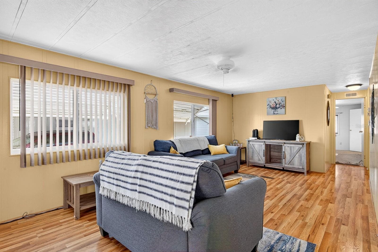 Facing living area towards back of home - 2107 PALMA SOLA BLVD #17, BRADENTON