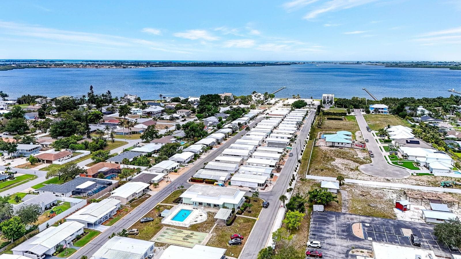 Beautiful Palma Sola Shores off of Palma Sola bay! - 2107 PALMA SOLA BLVD #17, BRADENTON