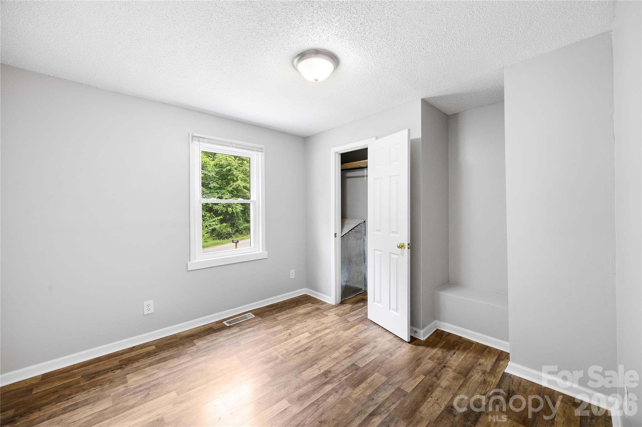 Single Family Residence at 2615 Maggie Lane, Rock Hill, photo 3 of 28