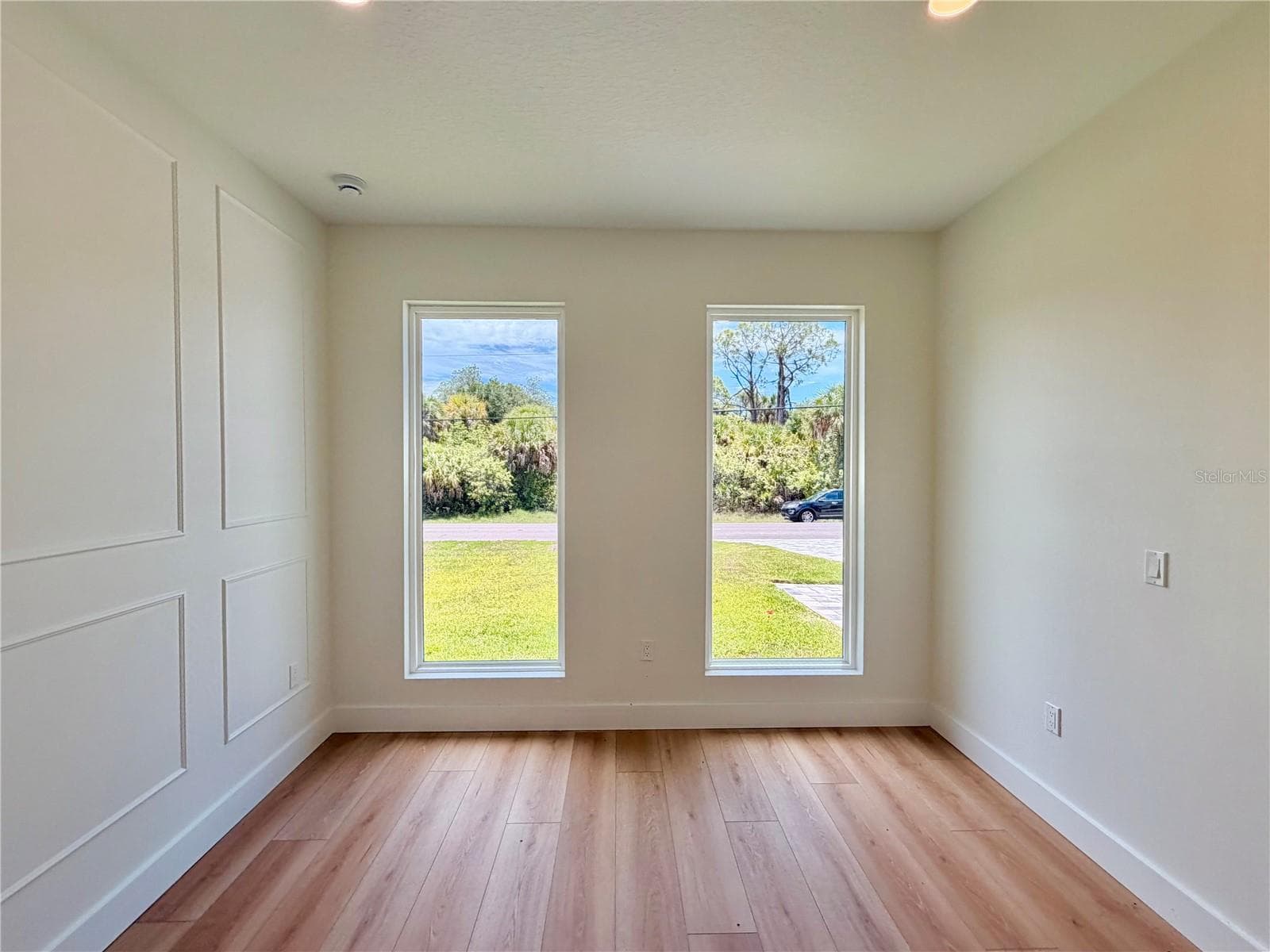 Single Family Residence at 301 EPPINGER DR, PORT CHARLOTTE, photo 10 of 60