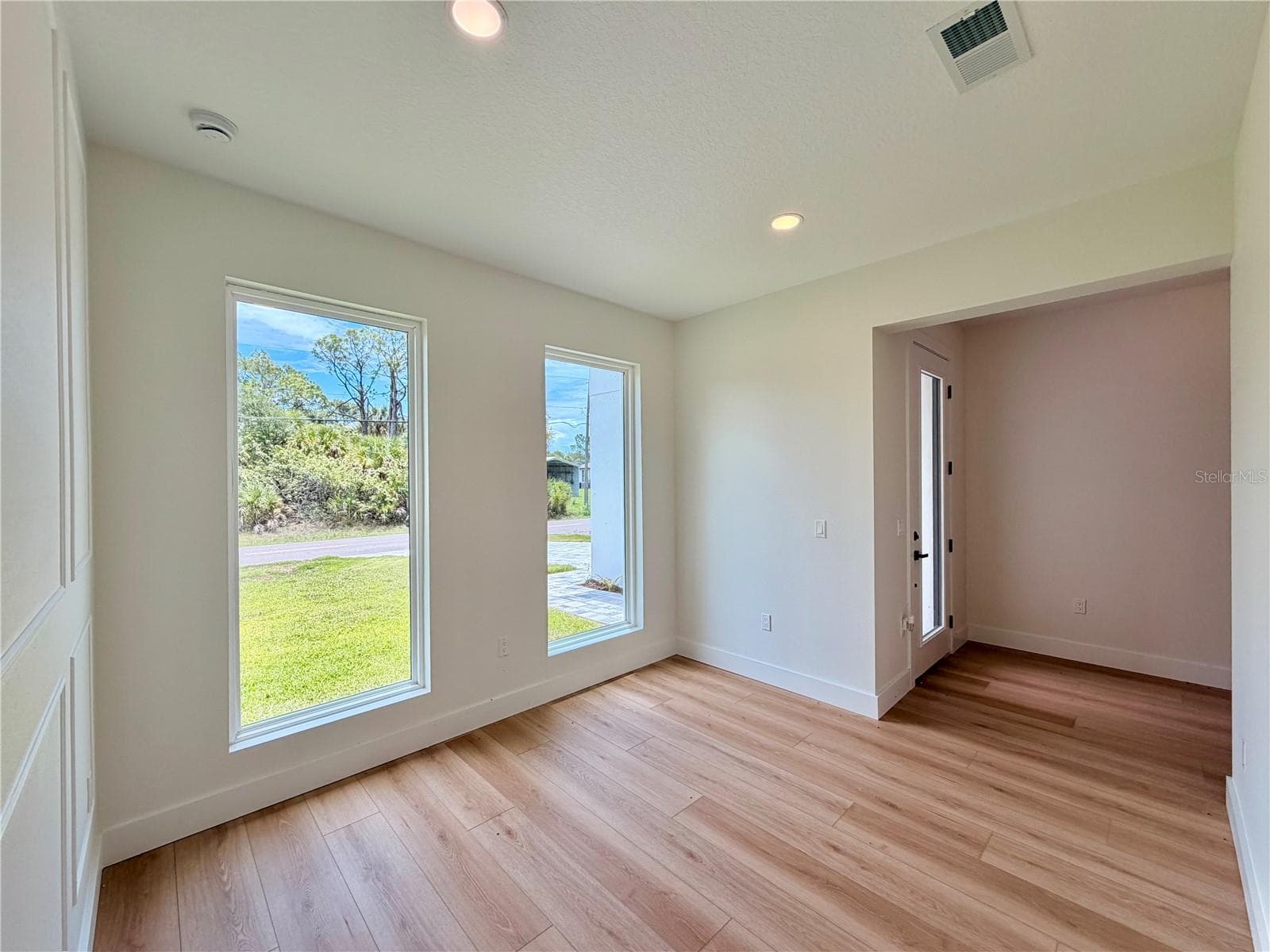 Single Family Residence at 301 EPPINGER DR, PORT CHARLOTTE, photo 11 of 60