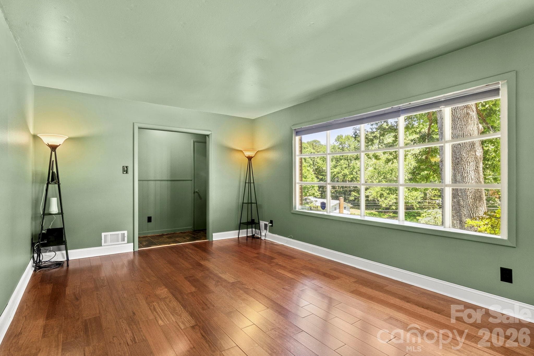 Front Room - 2951 7th Street Drive NE, Hickory