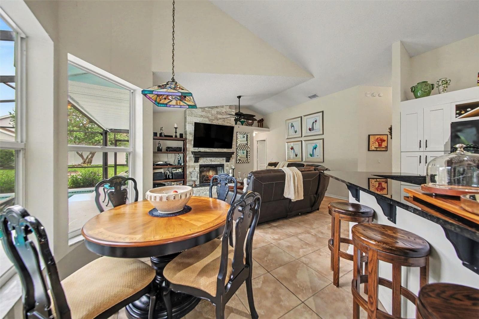 Breakfast Nook, Bar Stools to Kitchen - 1986 CRYSTAL DOWNS CT, OVIEDO