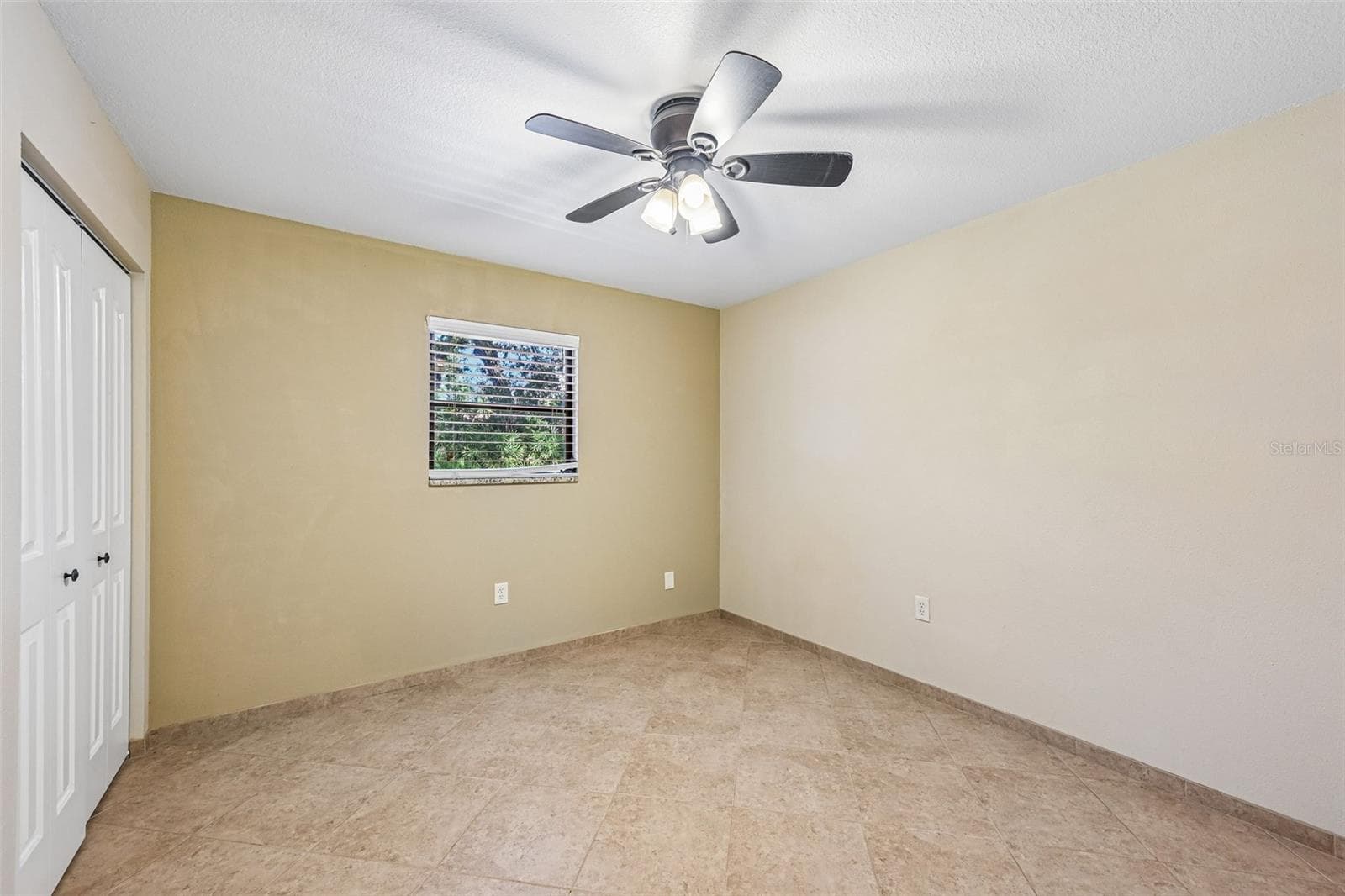 Single Family Residence at 3304 SWAAN LN, SARASOTA, photo 19 of 32