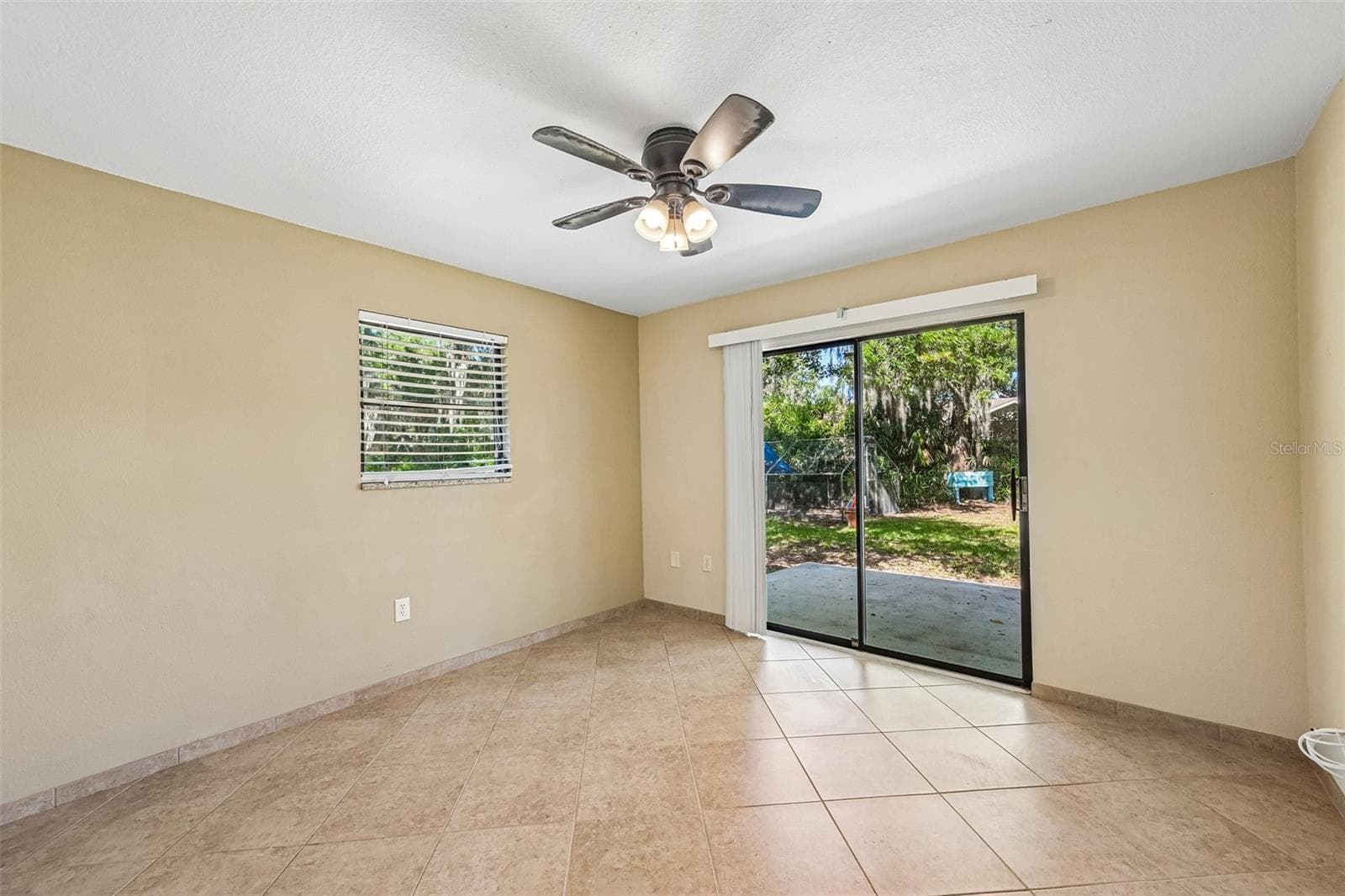 Single Family Residence at 3304 SWAAN LN, SARASOTA, photo 21 of 32