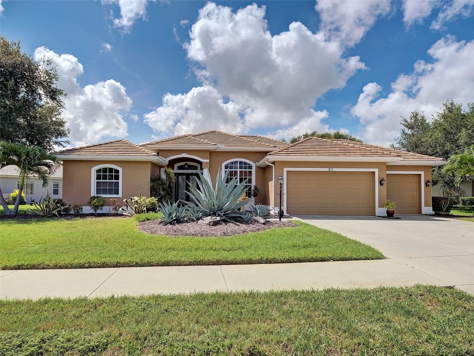 Single Family Residence at 311 WILD PINE WAY, VENICE, photo 2 of 86