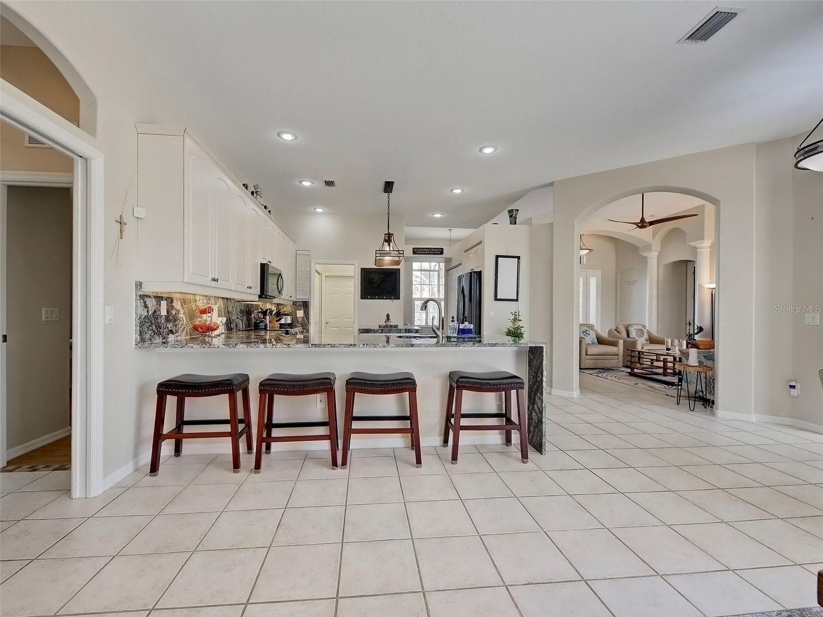 Single Family Residence at 311 WILD PINE WAY, VENICE, photo 21 of 86