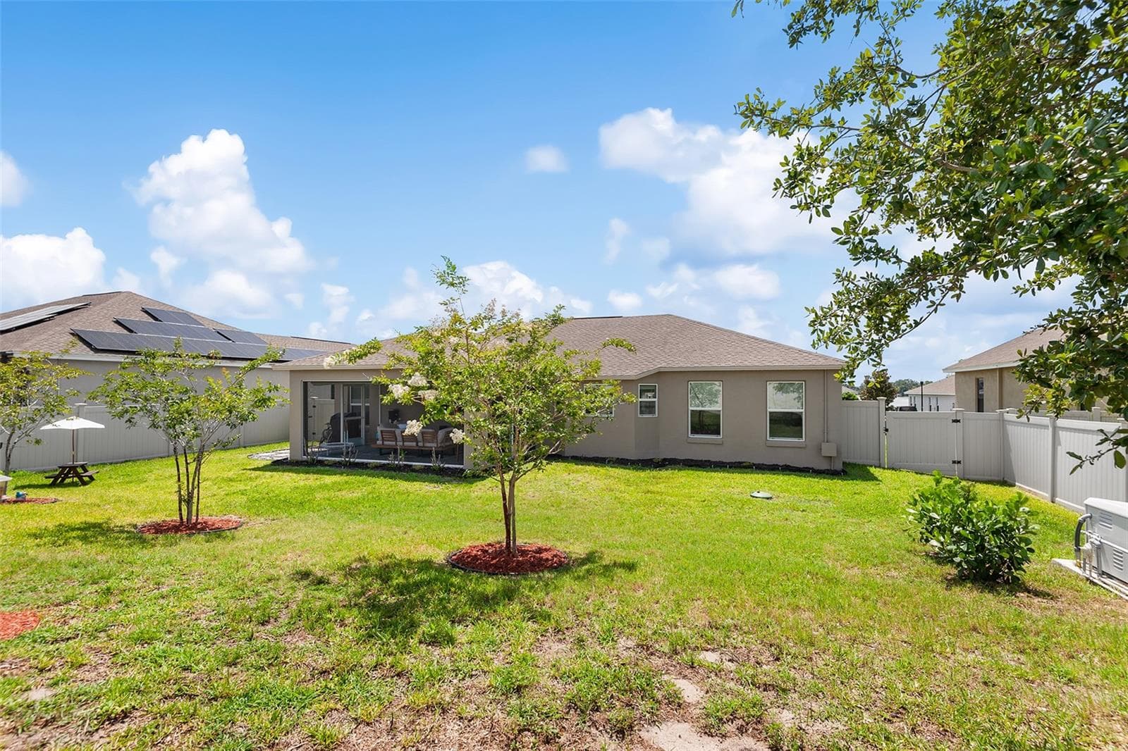 Single Family Residence at 444 LAKE VIEW WAY, AUBURNDALE, photo 5 of 46