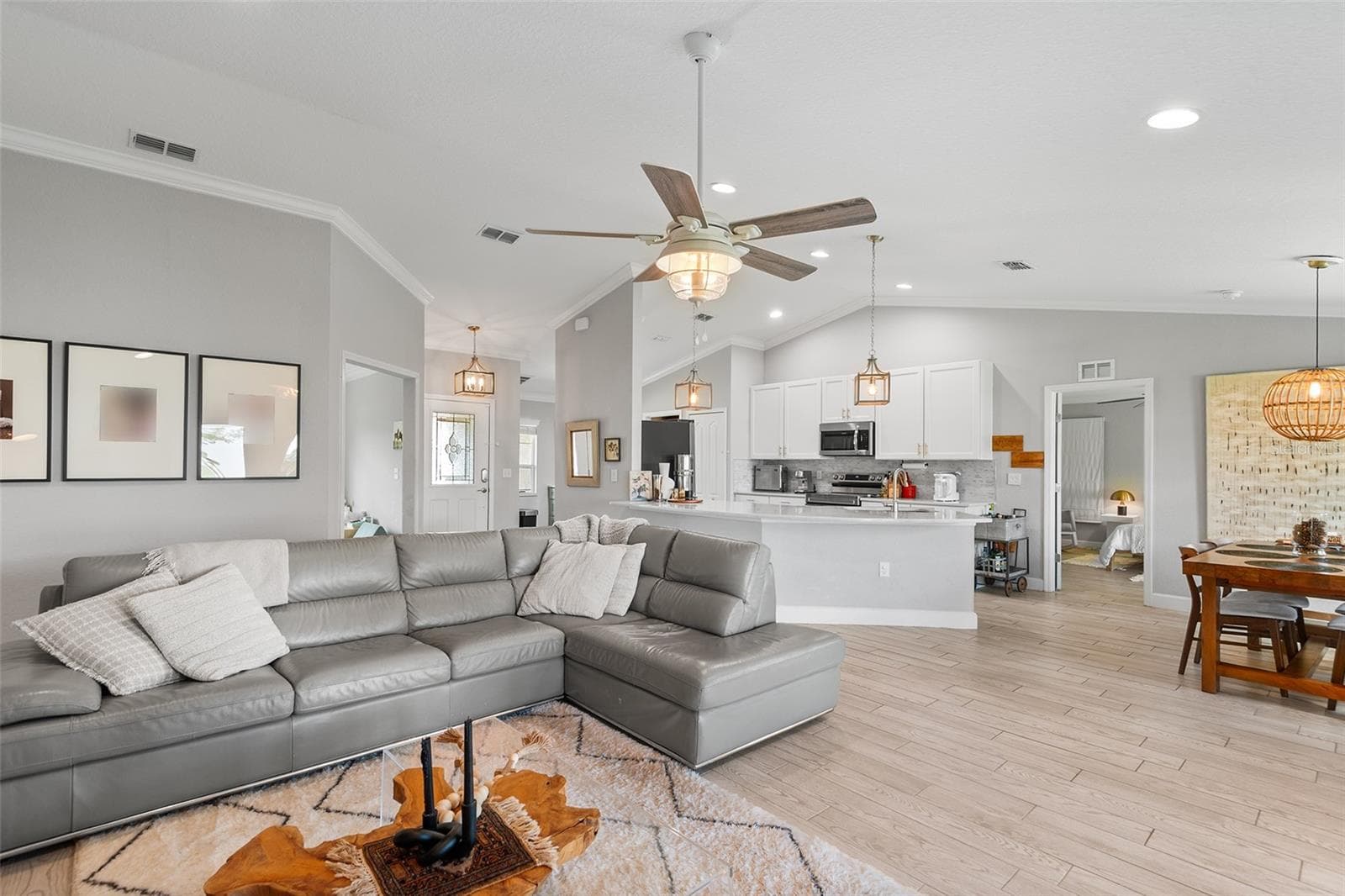 Single Family Residence at 444 LAKE VIEW WAY, AUBURNDALE, photo 13 of 46