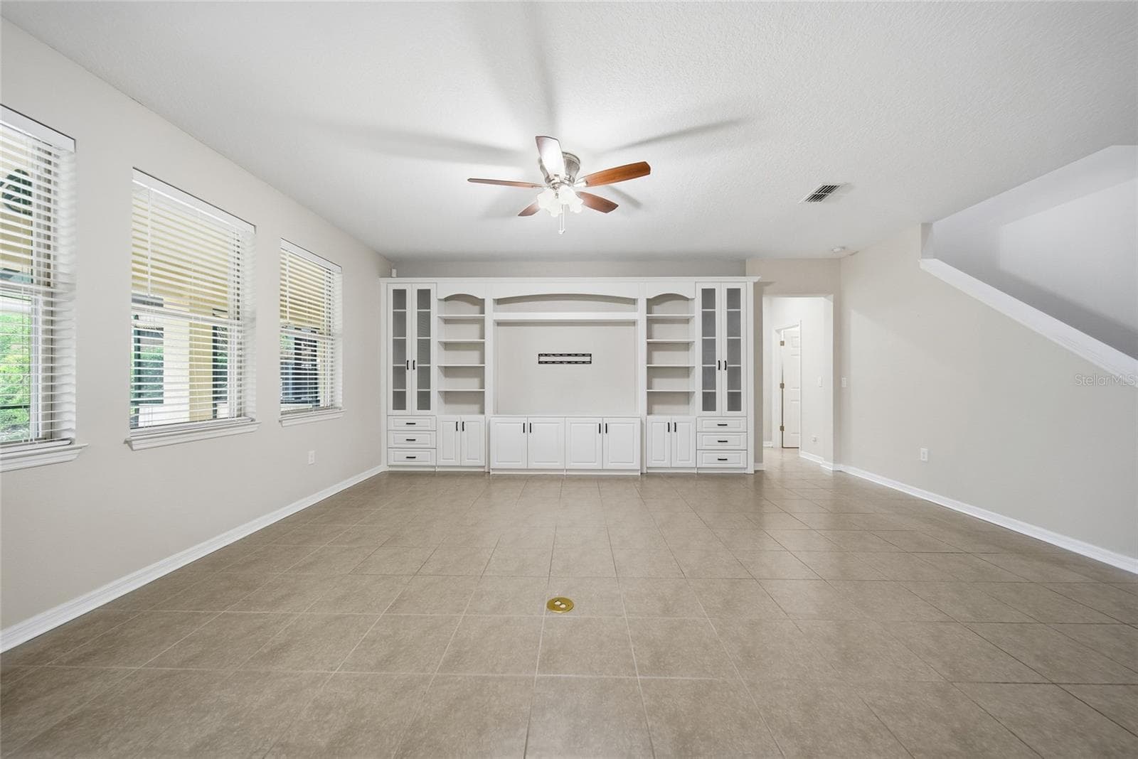 Single Family Residence at 30643 WALKER CUP PL, WESLEY CHAPEL, photo 35 of 47