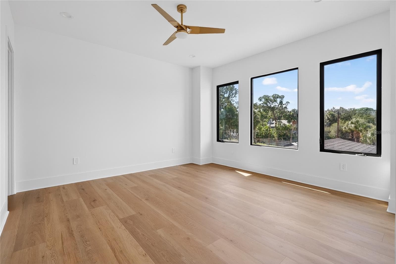 Single Family Residence at 4706 W SAN CARLOS ST, TAMPA, photo 77 of 98