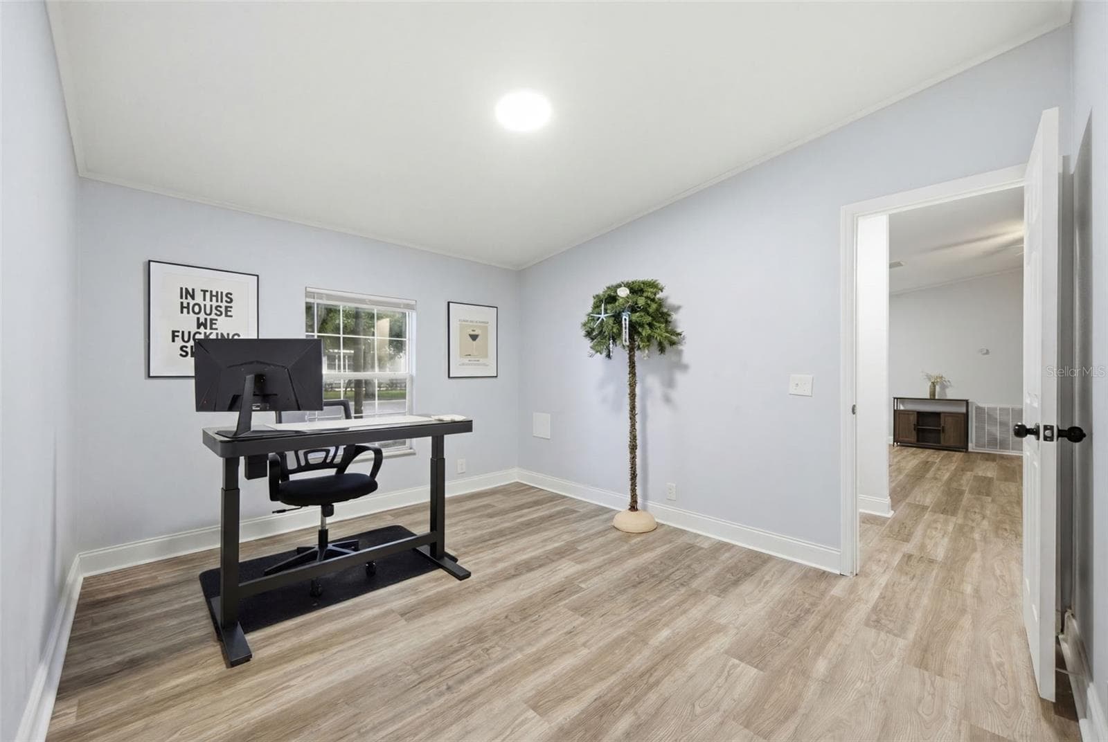 Single Family Residence at 5203 N MENDENHALL DR, TAMPA, photo 19 of 42