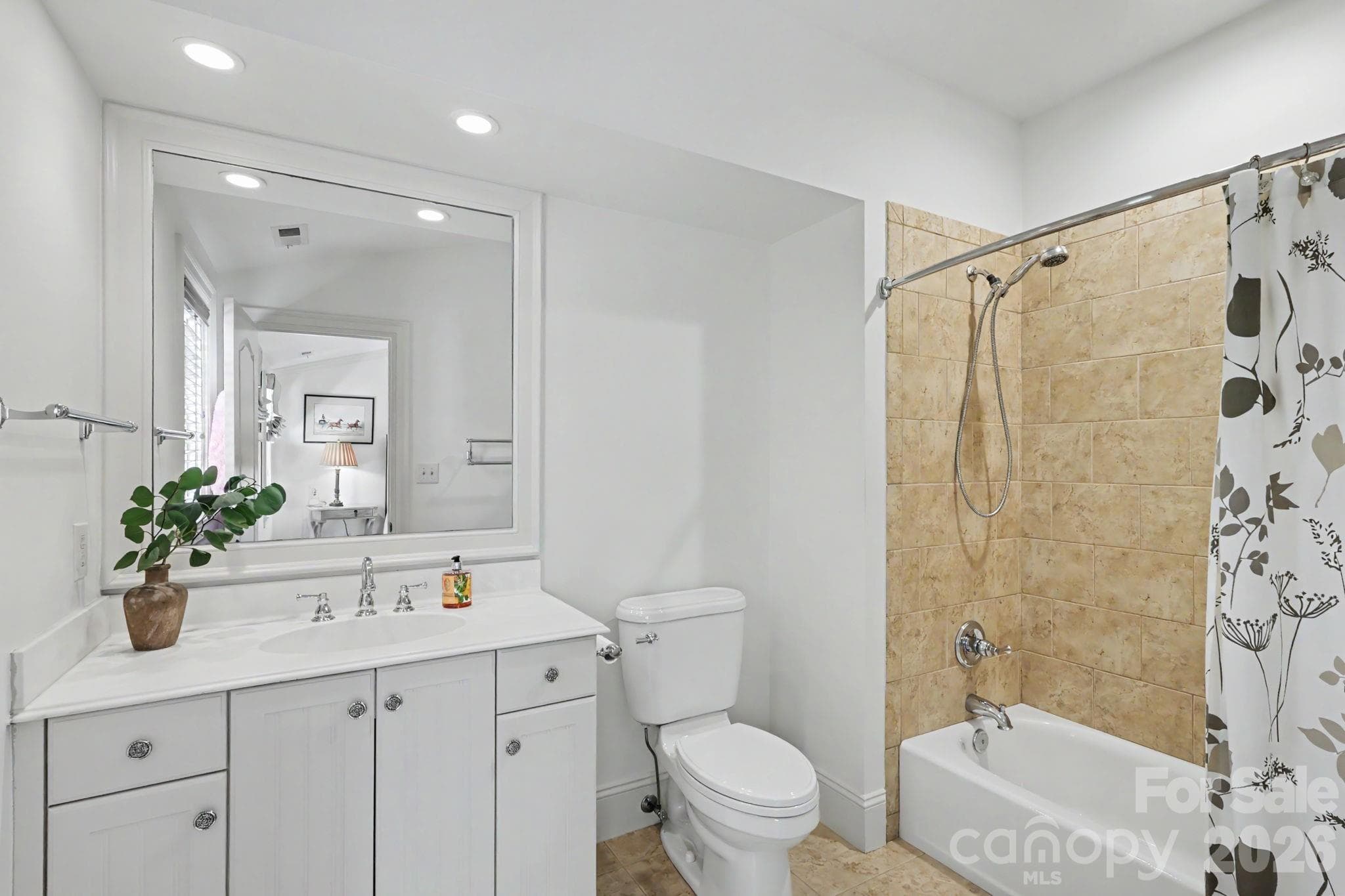 Bedroom 3 Bath - Matthews