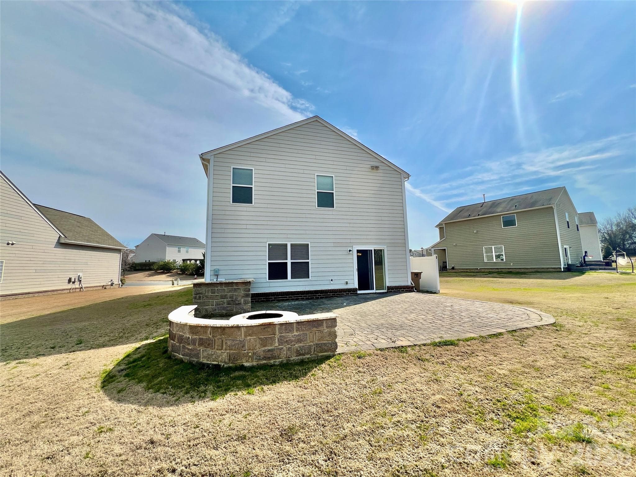 Beautifully designed Pavers on oversized patio! - Indian Trail