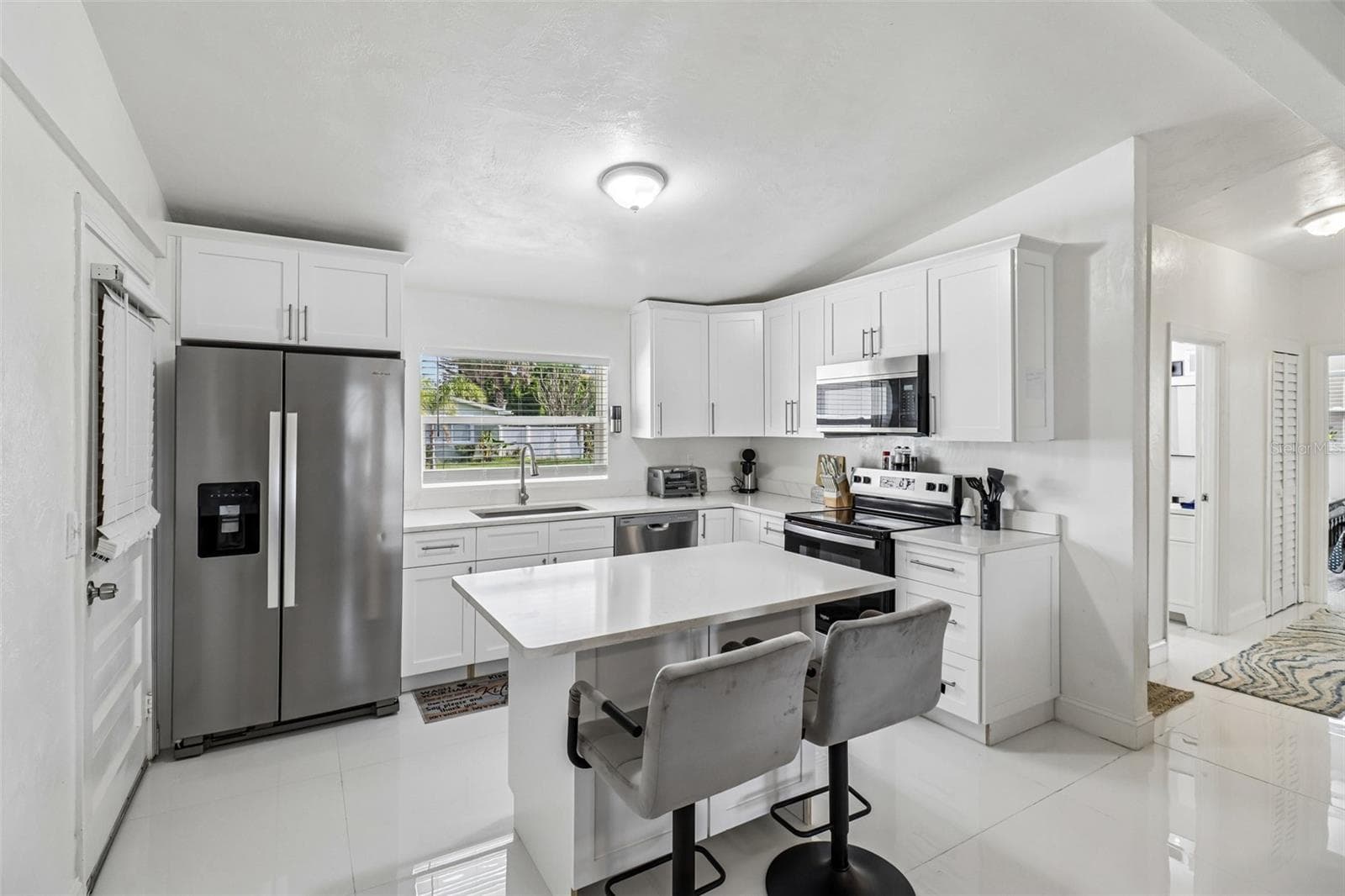 Single Family Residence at 160 PONCE DE LEON DR, ORMOND BEACH, photo 6 of 22