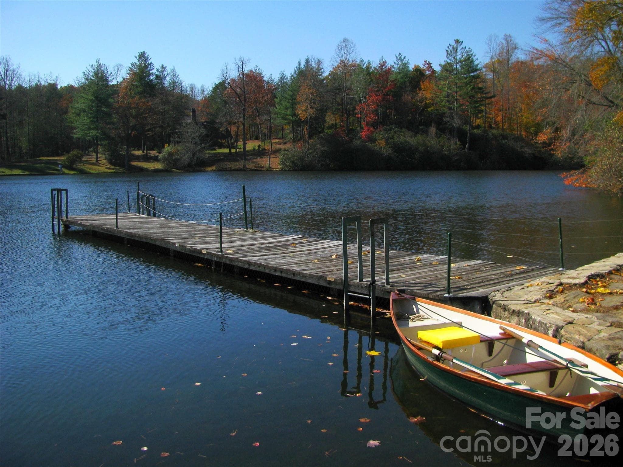 Straus Park Lake - Brevard