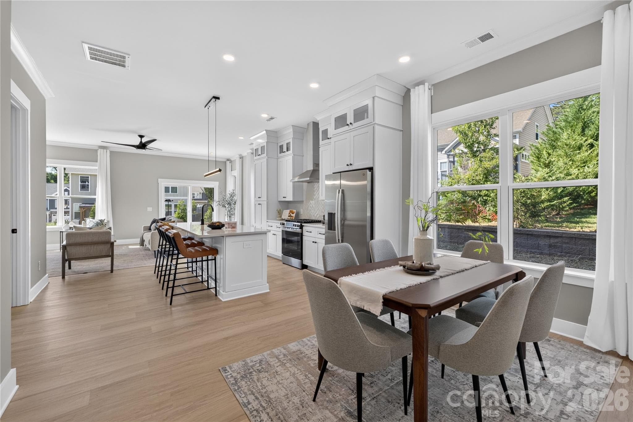 Single Family Residence at Hickory, photo 5 of 42