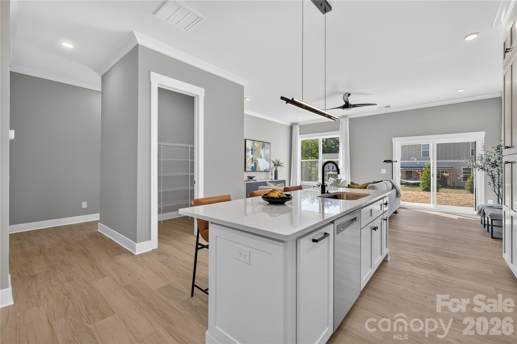 Single Family Residence at Hickory, photo 6 of 42
