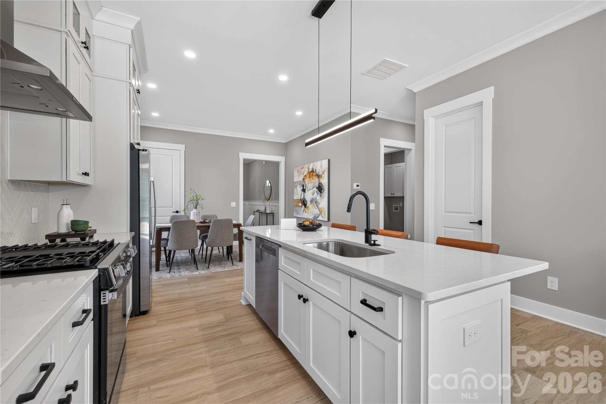 Single Family Residence at Hickory, photo 4 of 42