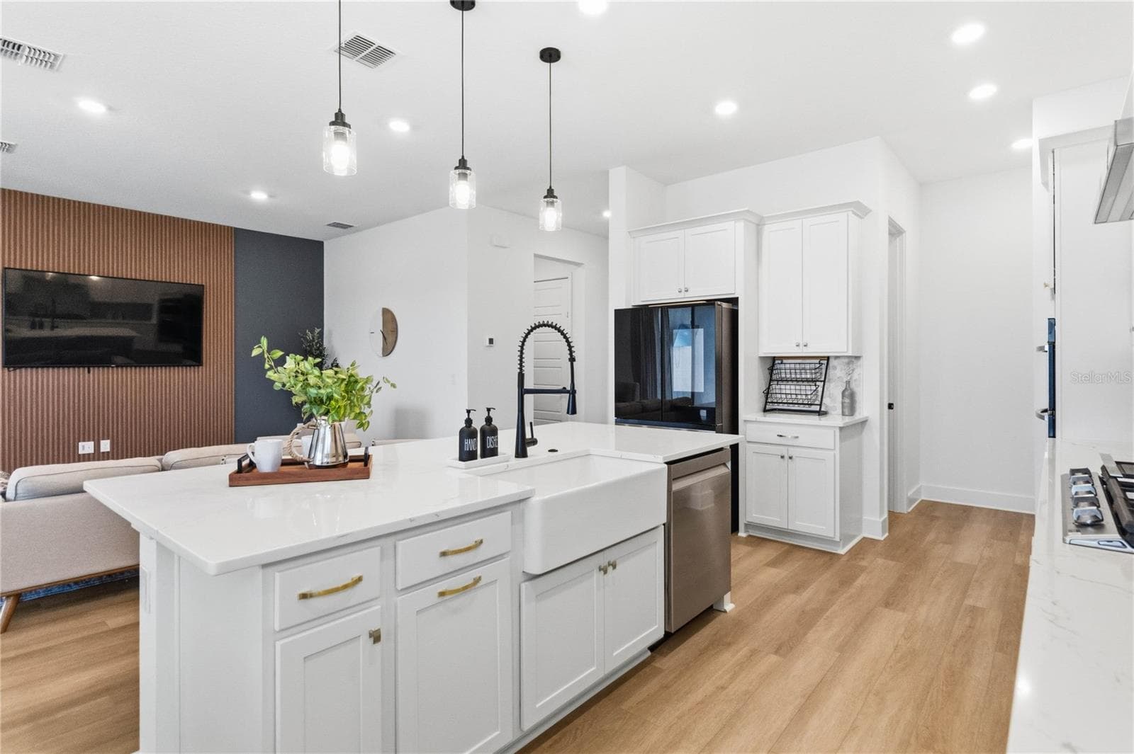 Single Family Residence at 13092 SUNRISE HARVEST DR, WINTER GARDEN, photo 10 of 44