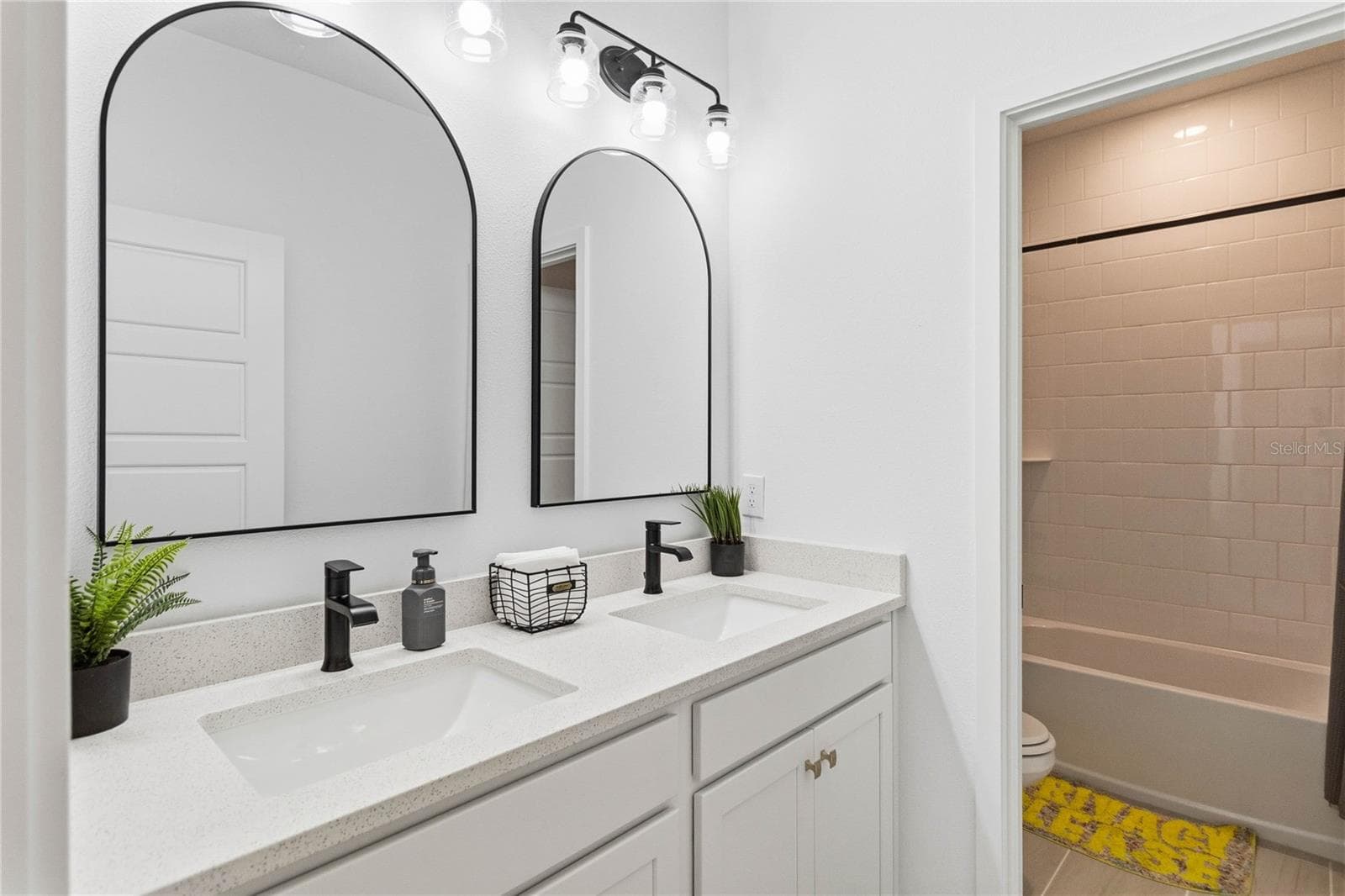 Single Family Residence at 13092 SUNRISE HARVEST DR, WINTER GARDEN, photo 29 of 44
