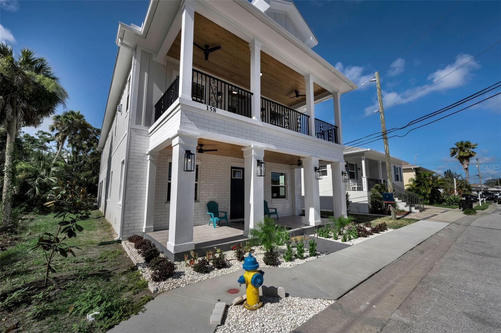 Single Family Residence at 158 E SPRUCE ST, TARPON SPRINGS, photo 3 of 86