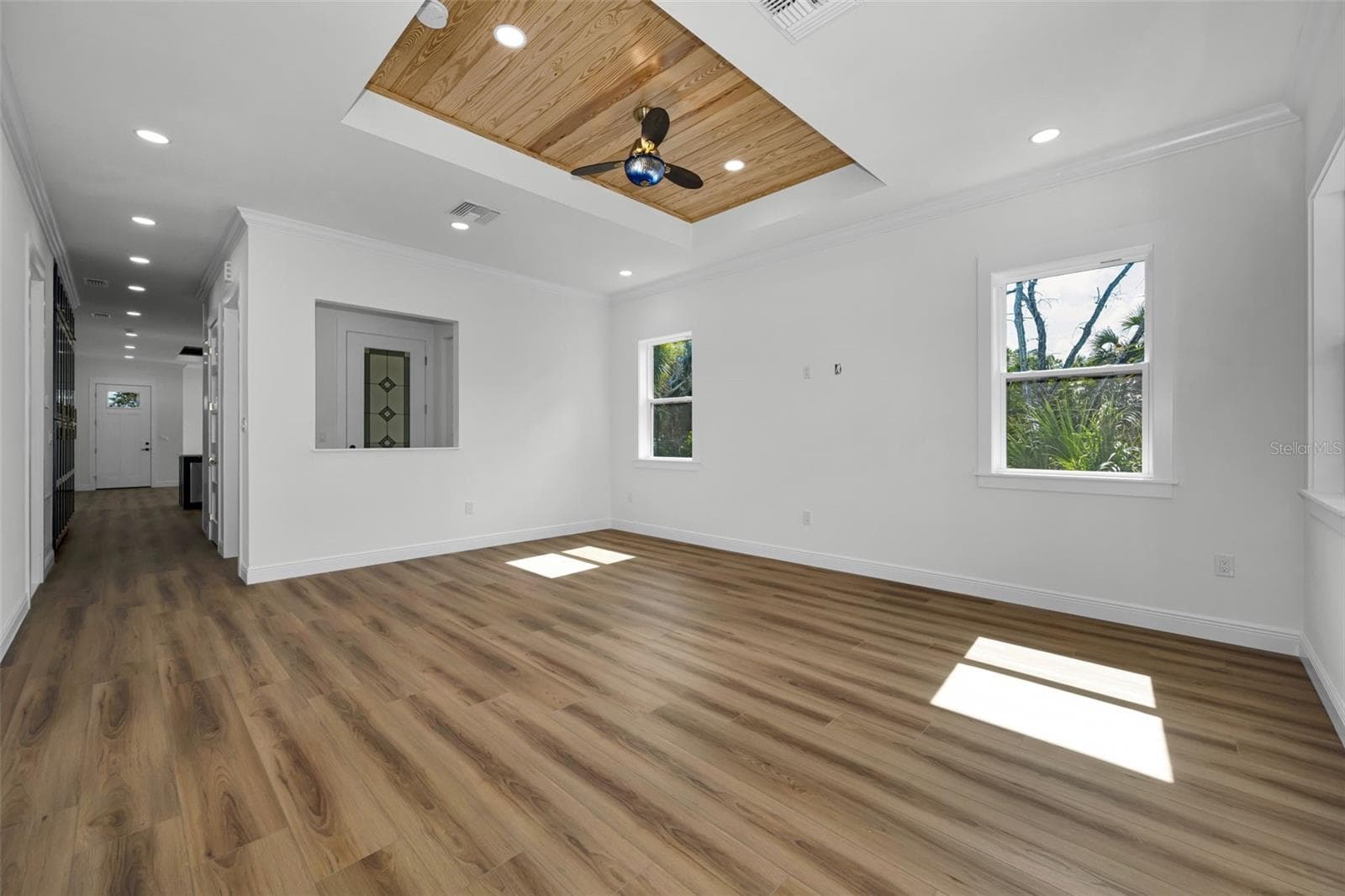 Single Family Residence at 158 E SPRUCE ST, TARPON SPRINGS, photo 20 of 86
