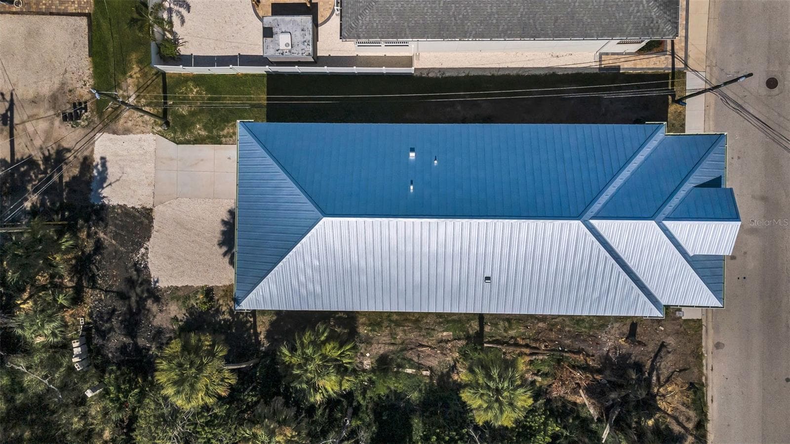 Single Family Residence at 158 E SPRUCE ST, TARPON SPRINGS, photo 54 of 86