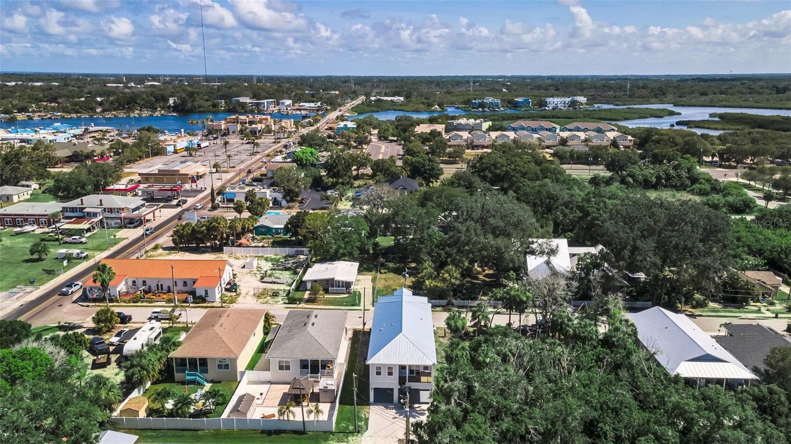 Single Family Residence at 158 E SPRUCE ST, TARPON SPRINGS, photo 64 of 86