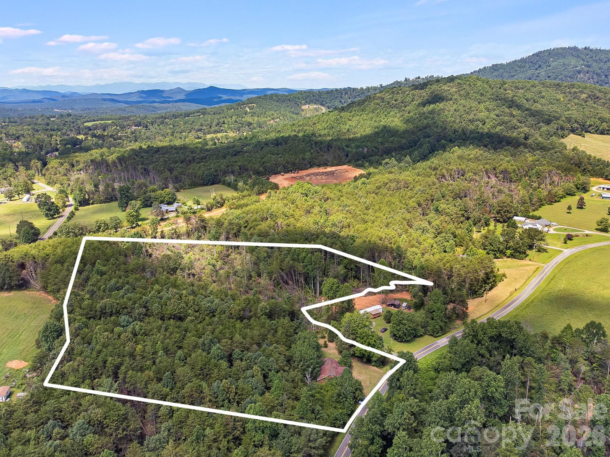Single Family Residence at 211 Luckadoo Road, Bostic, photo 5 of 44