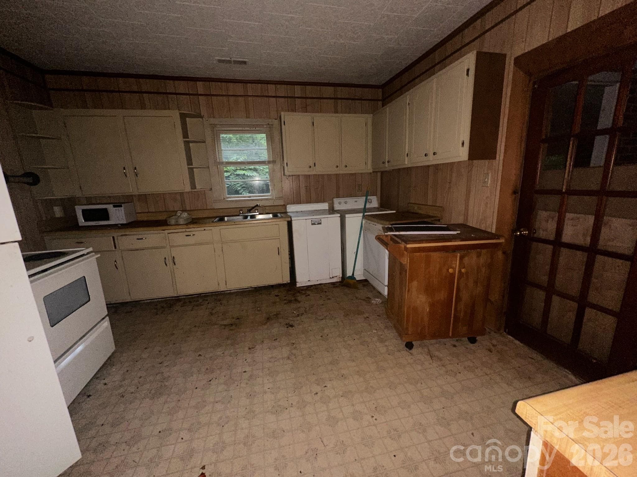 Single Family Residence at 211 Luckadoo Road, Bostic, photo 44 of 44