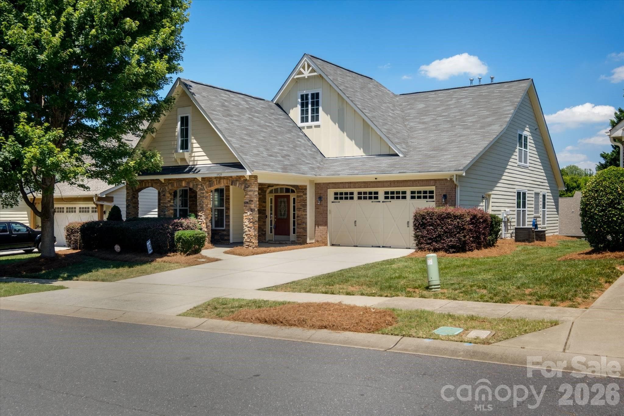 Single Family Residence at Charlotte, photo 2 of 48