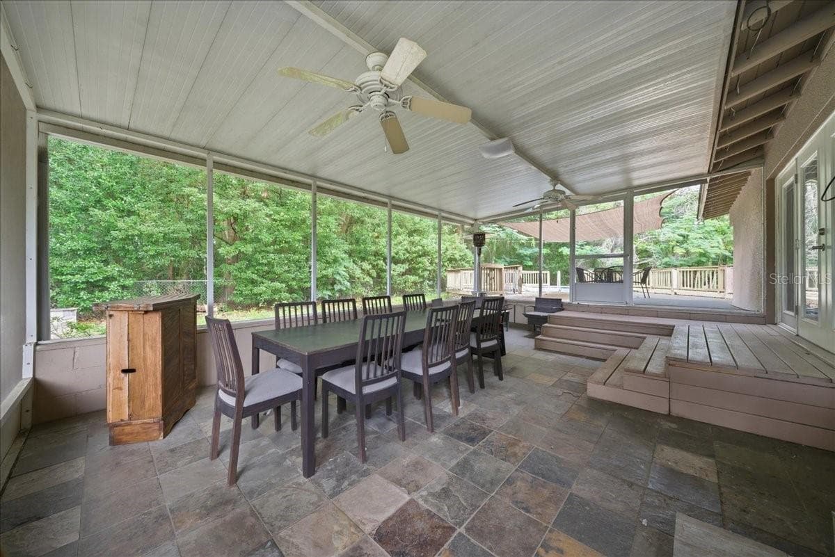 Screened Porch & Outdoor Dining - 8095 ROSE AVE, ORLANDO