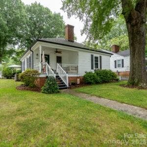 Single Family Residence at 103 Hemlock Avenue, Kannapolis, photo 3 of 32