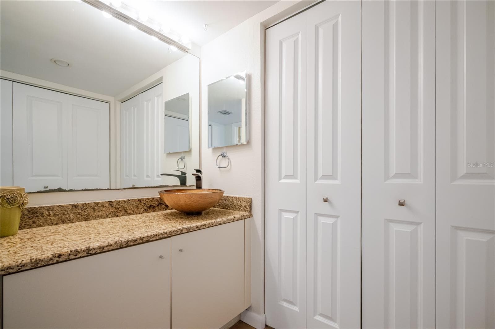 Condominium at 6267 MIDNIGHT PASS RD #306, SARASOTA, photo 38 of 86