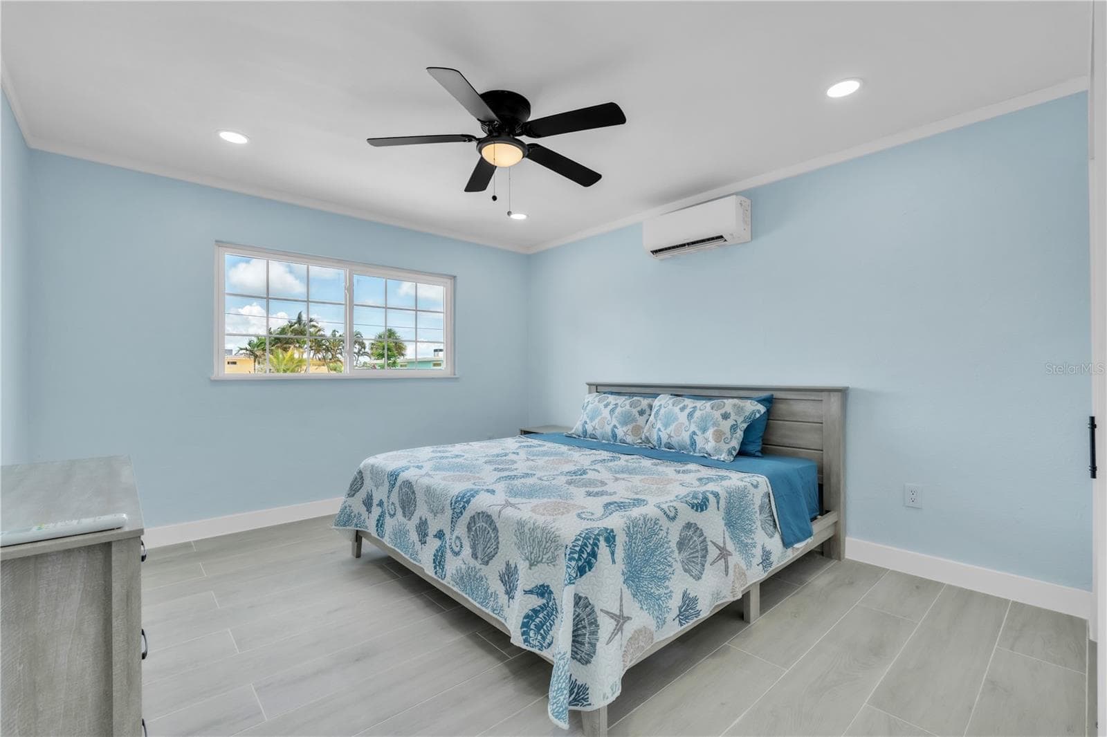 Single Family Residence at 445 63RD ST, HOLMES BEACH, photo 23 of 46
