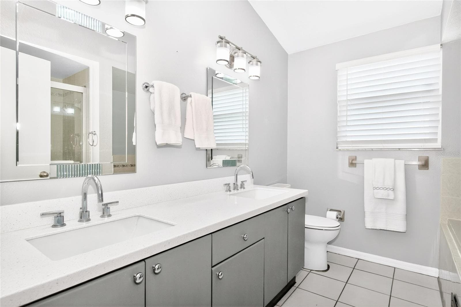 Townhouse at 2524 W BROOK LN, CLEARWATER, photo 26 of 51