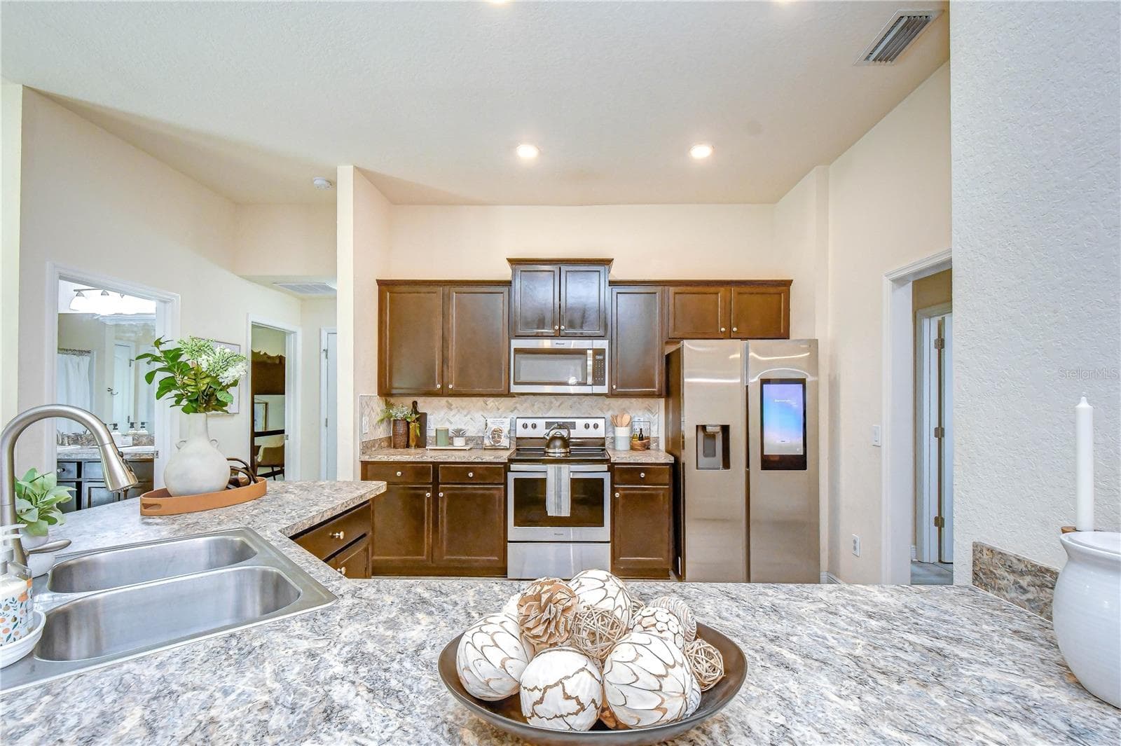 Single Family Residence at 3358 PONYTAIL CT, SPRING HILL, photo 13 of 40