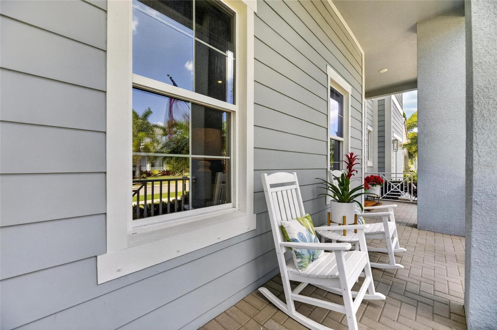 Single Family Residence at 825 MANNS HARBOR DR, APOLLO BEACH, photo 12 of 100