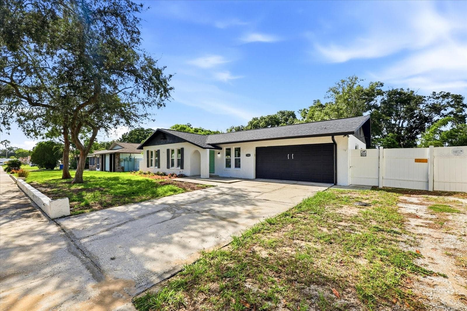 Single Family Residence at 3304 KING RICHARD CT, SEFFNER, photo 2 of 46