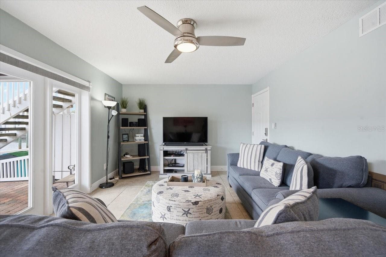 Condominium at 4843 COQUINA KEY DR SE #A, ST PETERSBURG, photo 23 of 79