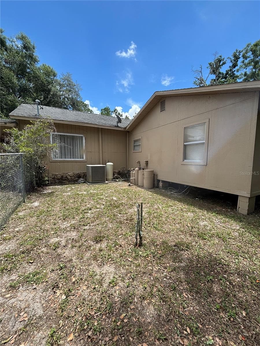 Single Family Residence at 13232 BLISSFIELD RD, ODESSA, photo 19 of 35