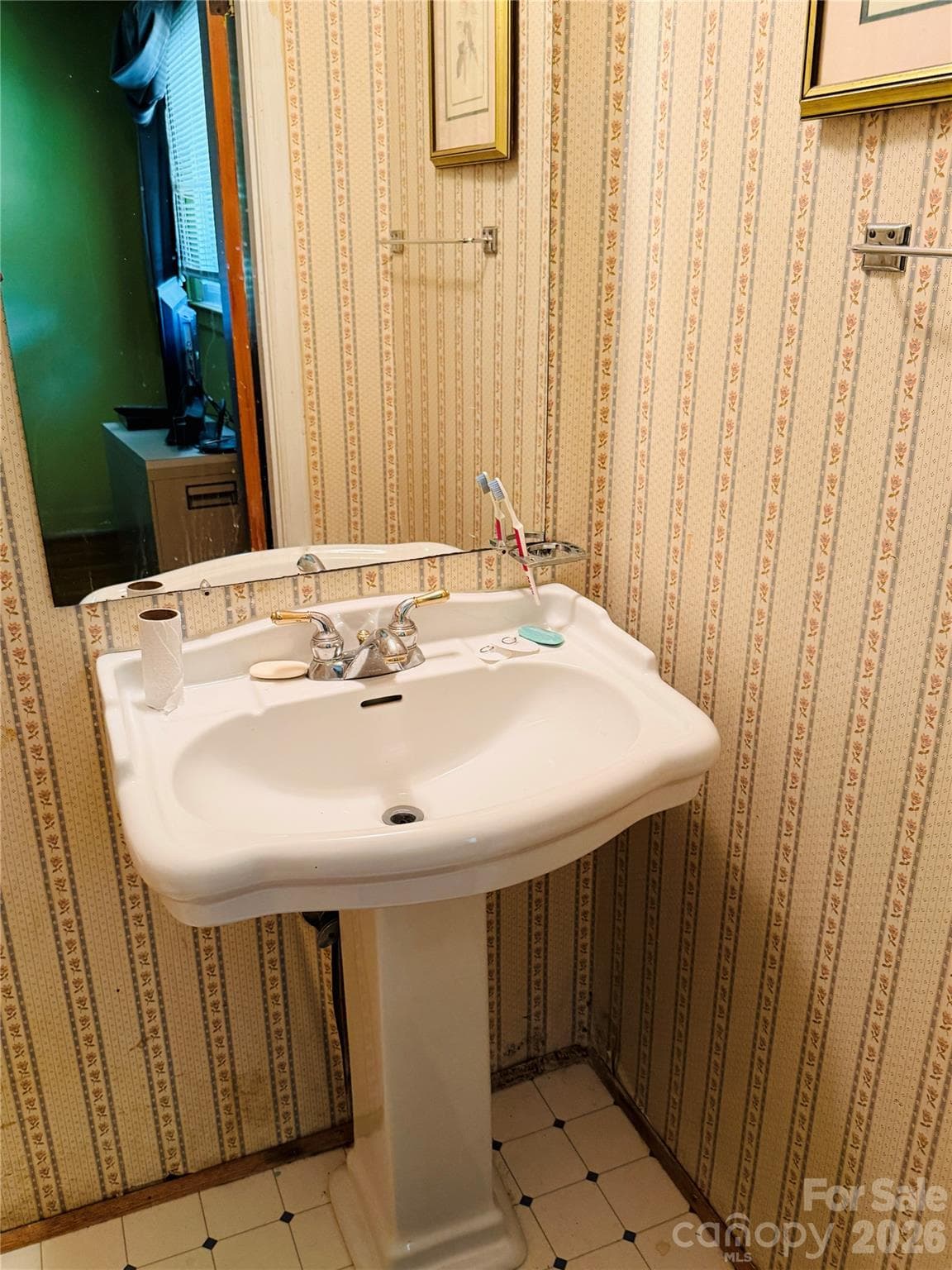 Half Bath - 4410 Birkdale Drive, Charlotte